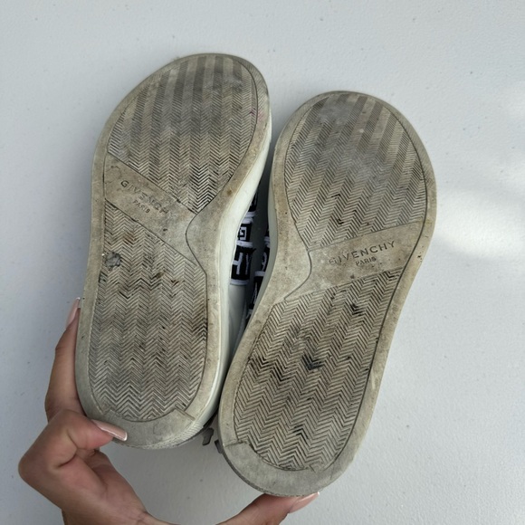 GIVENCHY Leather Low Trainers Size 36 - Picture 8 of 12